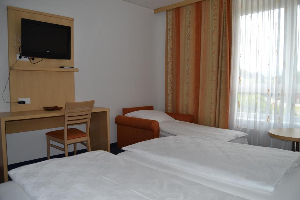 Pension Karawankenblick Moosburg Habitación foto